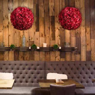 Moosball mit Hortensien